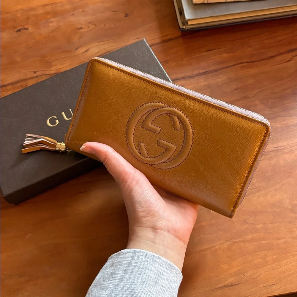 Brand new Gucci Soho Vernice Naplack zip around wallet - Picture 11 of 11